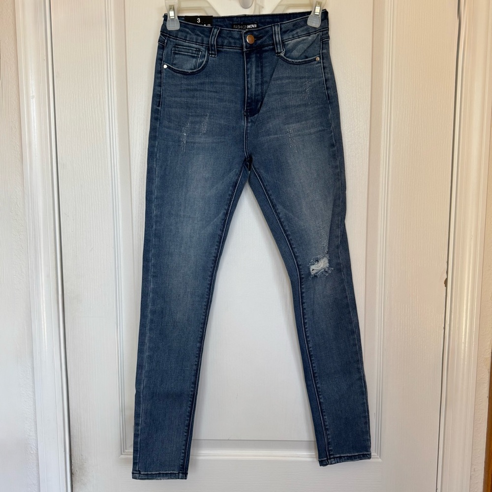 Fashion Nova Distressed High Waisted Skinny Women's Blue Jeans